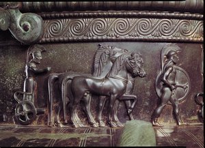 Eine Quadriga und ein Hoplit, Detail des Frieses um den Hals des Vix-Kraters